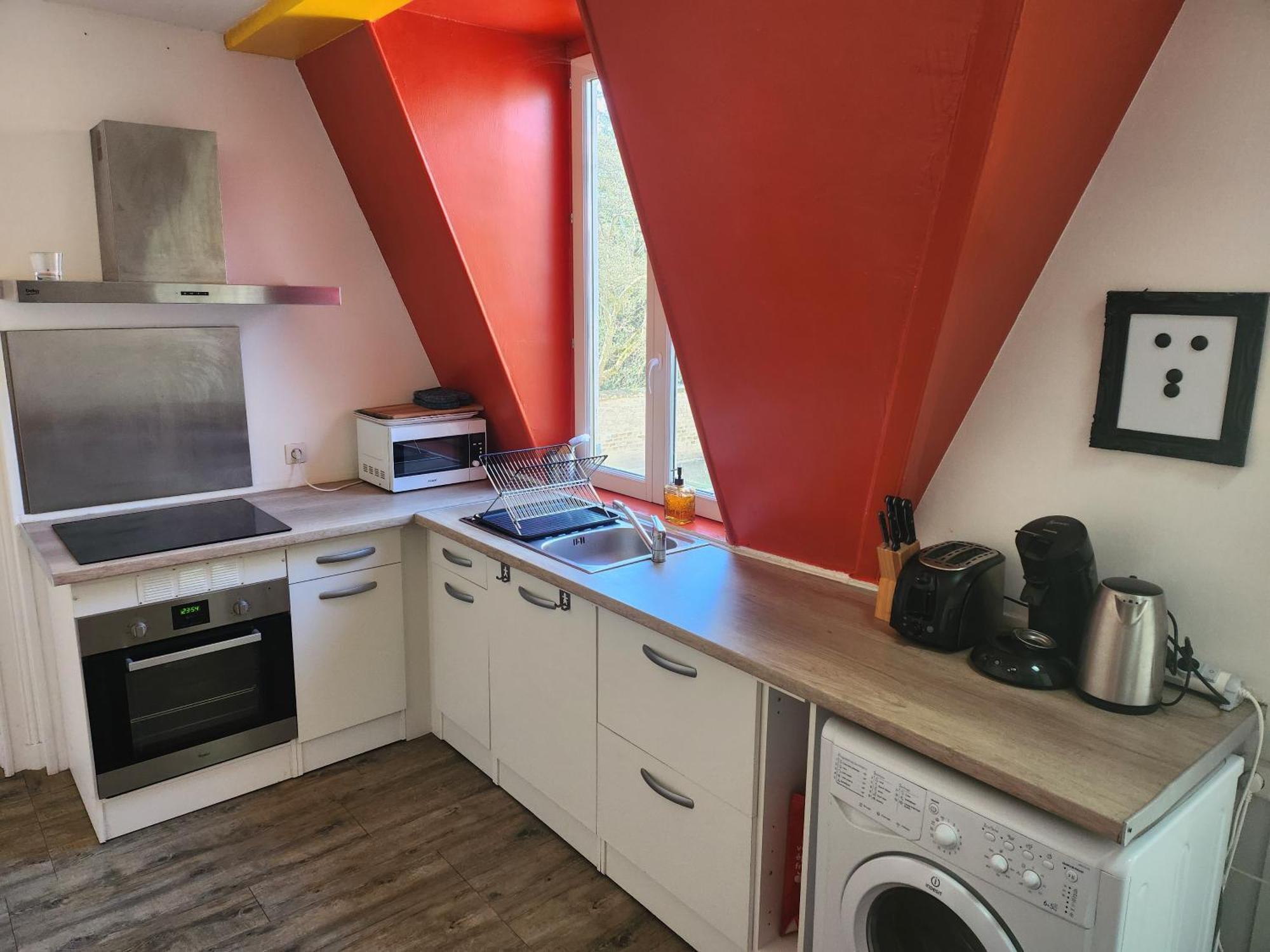 Appartement Atypique - 2 Chambres - Rue Calme Dans Centre Ville Sedan Luaran gambar